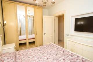Апартаменты Luxury Apartments in Odessa City Center Одесса Апартаменты с 2 спальнями-39