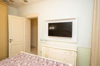Апартаменты Luxury Apartments in Odessa City Center Одесса Апартаменты с 2 спальнями-6